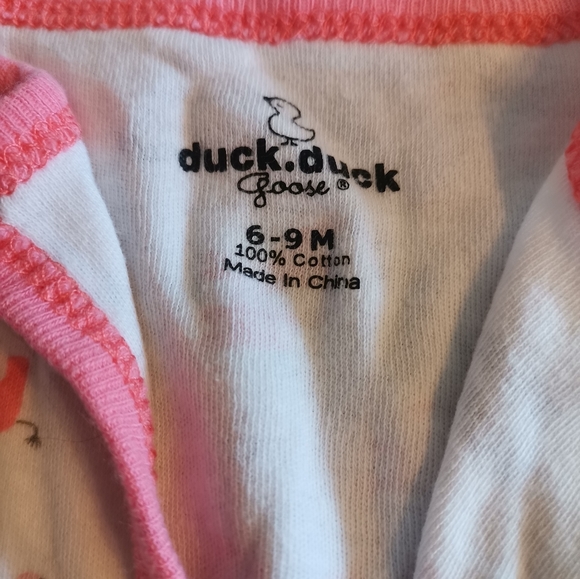 Duck duck goose pajama size 6-9M - Picture 3 of 3